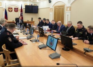 Губернатор Виктор Томенко провел плановое заседание антитеррористической комиссии Алтайского края