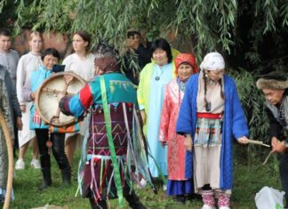 В Алтайском крае прошел кумандинский фестиваль, посвященный Международному дню коренных народов мира