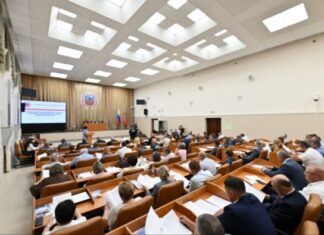 В Правительстве Алтайского края обсудили безопасность детей в период летних каникул